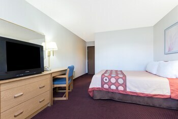 Motel Super 8 Raton