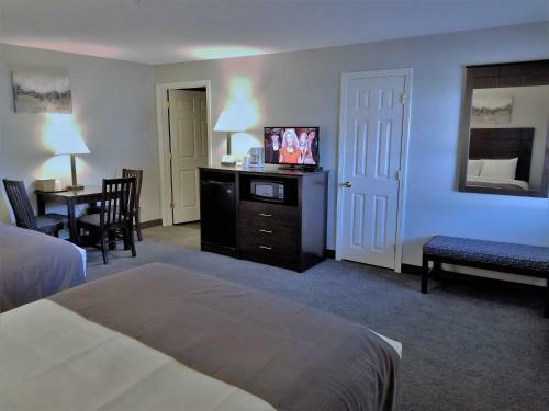 Hotel Mt. Madison Inn & Suites