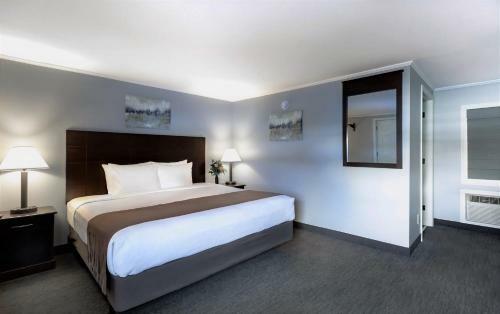 Hotel Mt. Madison Inn & Suites