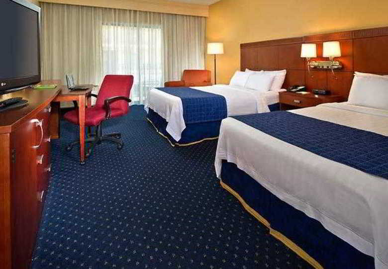 Hotel Courtyard Raleigh Cary