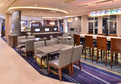 Hotel Springhill Suites By Marriott Raleigh Cary