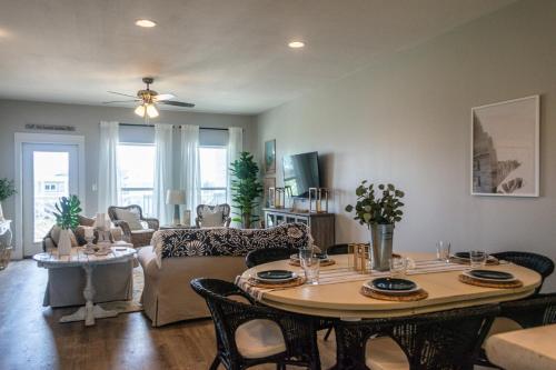 Tf-3- Seaside Haven Townhouse