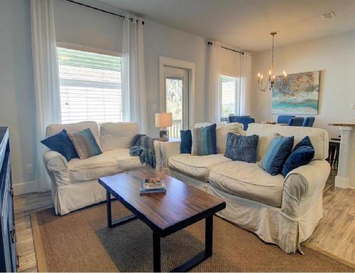 Ra-11- The Tranquil Turtle Townhouse