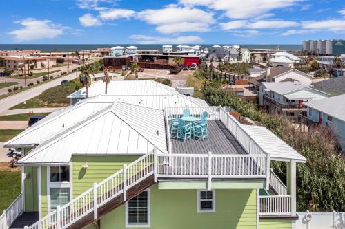 Bb614- Nauti Beach Formally Pickled Parrot Home
