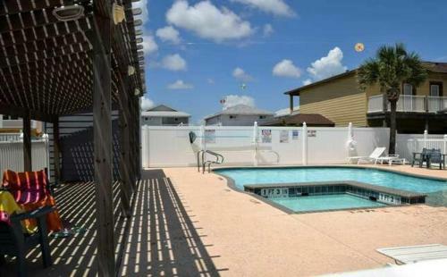 Bh5- Shell-abrate Beach Times Home