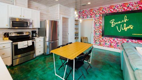 Trt6- Tropics On Tenth Townhouse