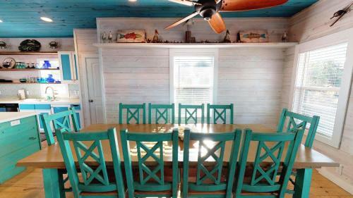 Ov30- Salt Life Home