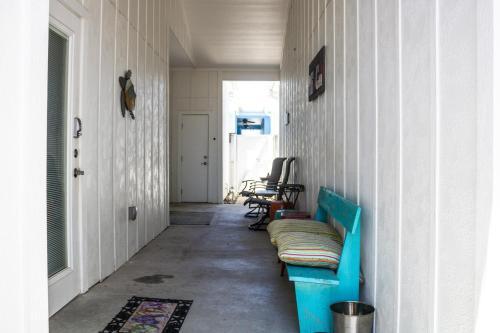 Pb220- The Main Sail Townhouse