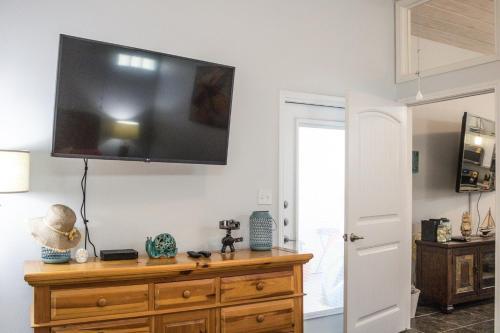 Pb220- The Main Sail Townhouse