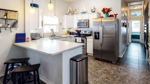Pb220- The Main Sail Townhouse