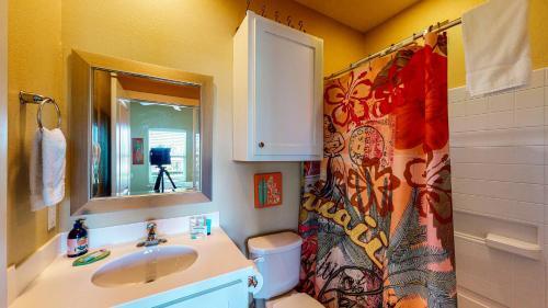 Ov2- Hula Girl House Home