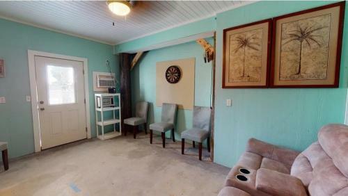Gu321 Vacation Station Home