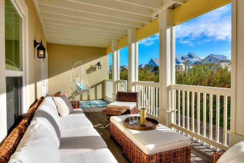Coastal Hideaway 230 Be