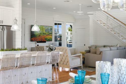 Capella At The Shore 208 Ro