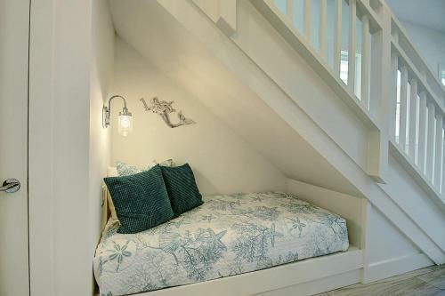 Coconut Cottage 244 Br