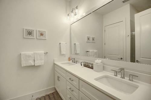 Coconut Cottage 244 Br