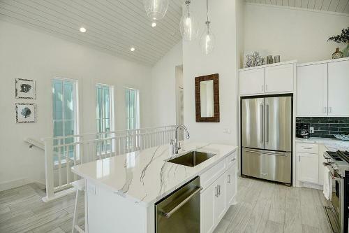 Coconut Cottage 244 Br