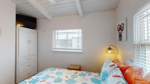 As602- A Lil Nauti Home