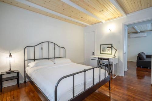 Apartamento Historic Montrose Building W/netflix And Parking