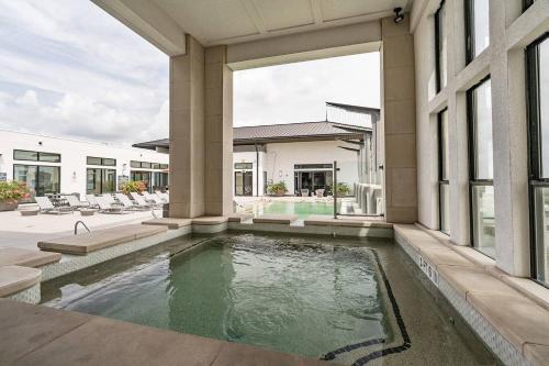 Apartamento Spacious Getaway In Central Location + Pool