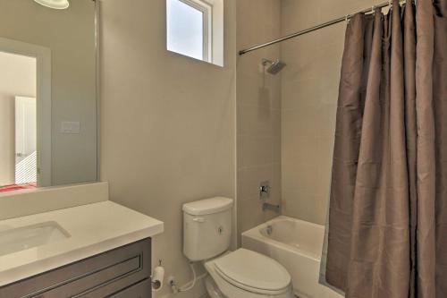 Central Houston Townhouse - 1 Mi To Downtown!