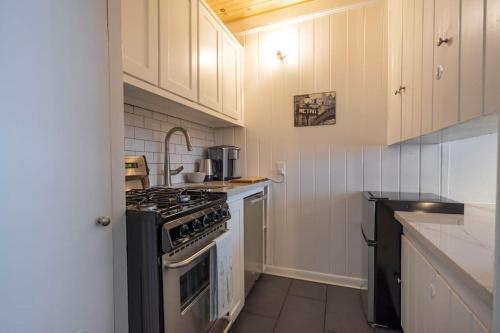 Apartamento Montrose Retro Gem W/parking, Coffee And Netflix