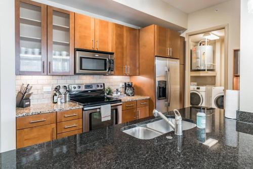 Apartamento Centrally Located Suite + Pool + Gym