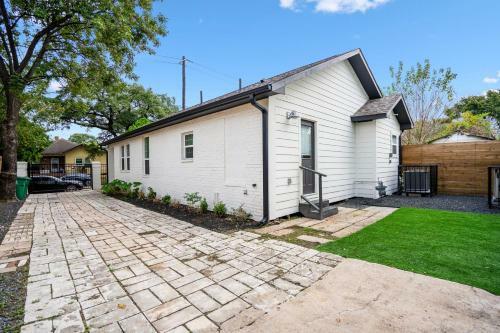 Villa Pythagoras Place At East End Revitalized