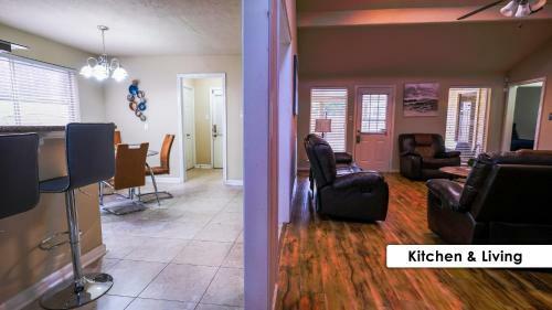 Pool House, 20 Minutes From Dt 4bdr For 10 Guests - Winkleman