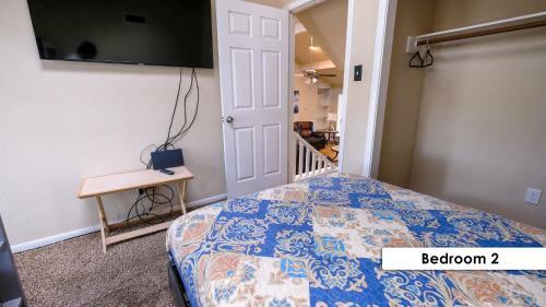 Pool House, 20 Minutes From Dt 4bdr For 10 Guests - Winkleman