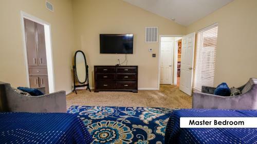 Pool House, 20 Minutes From Dt 4bdr For 10 Guests - Winkleman