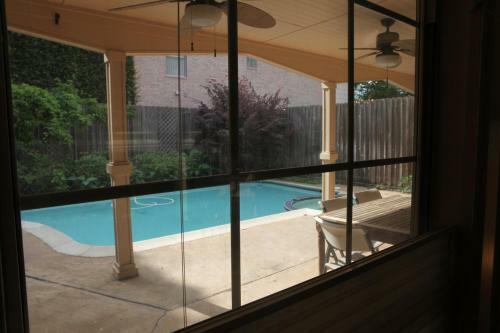 Hans Solos Hideout, Luxury, Pool, Grill, Free Parking