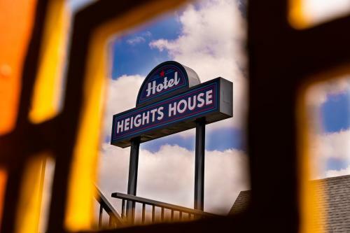 Heights House Hotel