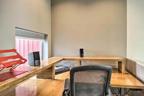 Urban Houston Escape With Grill Less Than 1 Mi To Bbva!