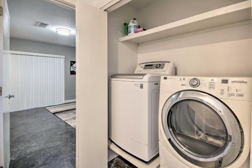Urban Houston Escape With Grill Less Than 1 Mi To Bbva!