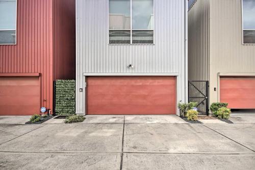 Urban Houston Escape With Grill Less Than 1 Mi To Bbva!