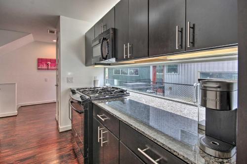 Urban Houston Escape With Grill Less Than 1 Mi To Bbva!