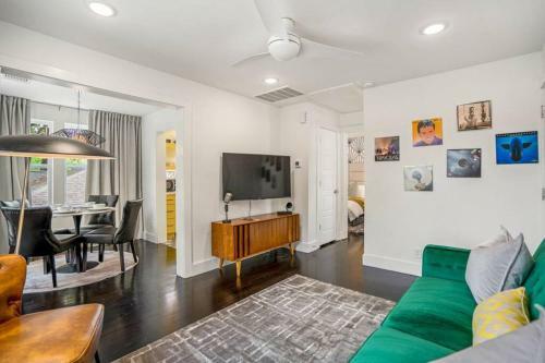 Apartamento Mid-century Mod-pad @ East Downtown