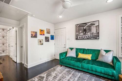 Apartamento Mid-century Mod-pad @ East Downtown