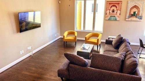 Luxury 4 Story Home In East Downtown Houston