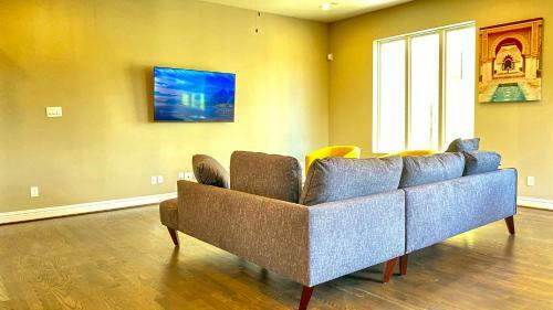 Luxury 4 Story Home In East Downtown Houston