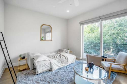 Ethereal Rooftop Retreat @ Midtown/eado