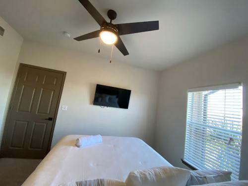 Central Houston- Lovely Apartment