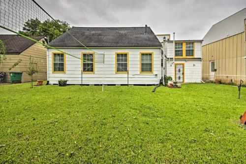 Modern Houston Home Less Than 4 Miles To Houston Zoo!