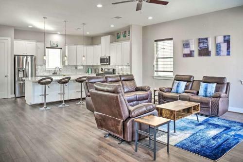 New! Beautiful 3 Story Houston Home