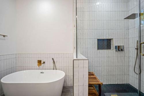Boho Lodge Studio @ East Downtown