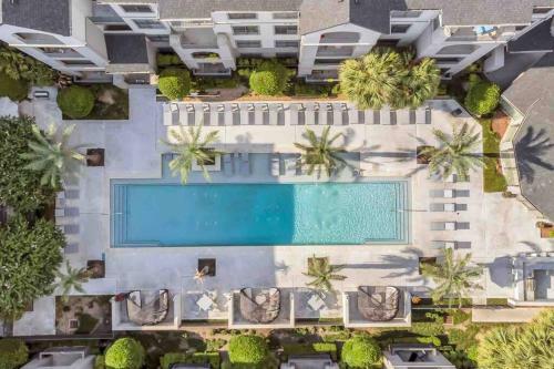 Apartamento Luxurious & Comfy 2 Bdr Apt With Gym