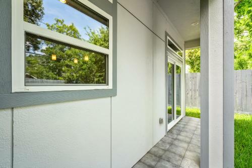 Newly Built! Modern Med Center - 3br Executive Suite