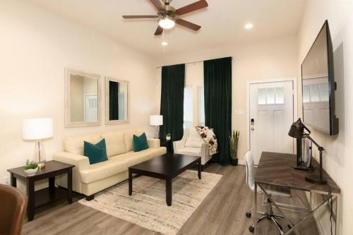 Apartamento Your Upscale Modern Urban Adobe - Med Ctr - Unit 6