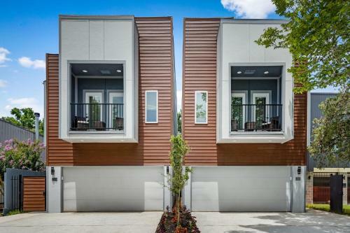 Brand New! 3 Br Twin House - Med Center